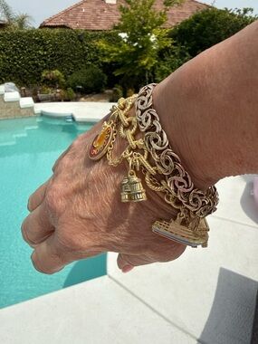 Gold Charm Bracelet Travel Theme Camera Ship Art Palette Heart NWT